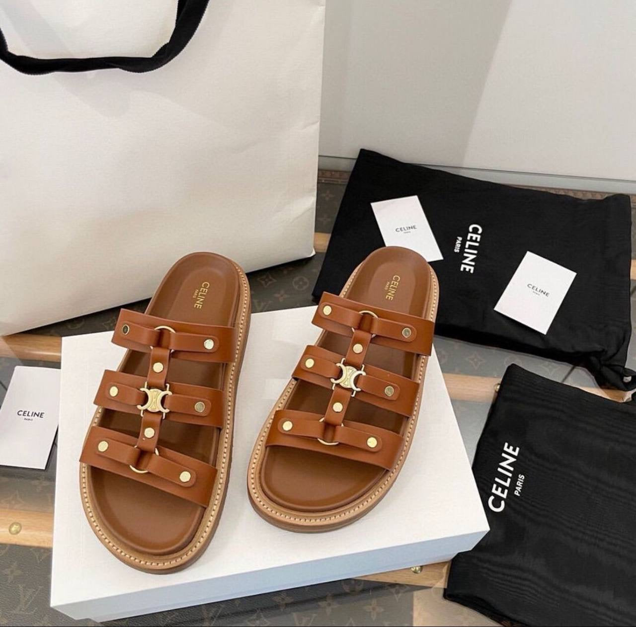 סנדלים CELINE לנשים