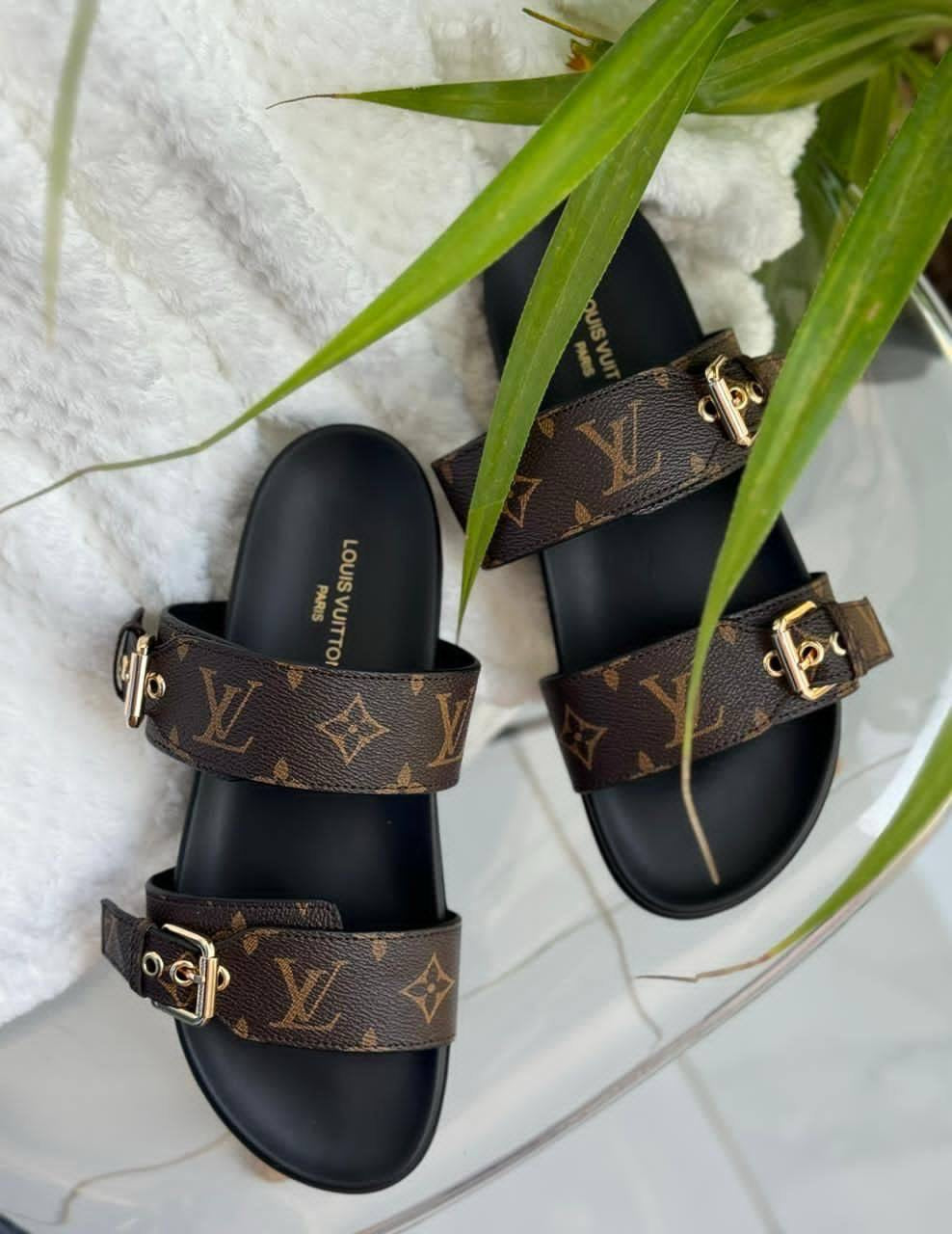 סנדלי Louis Vuitton Horizon – גרסת קיץ