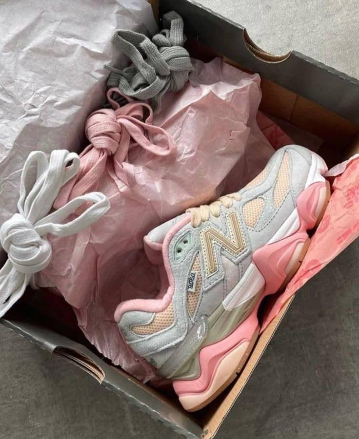 New Balance 9060