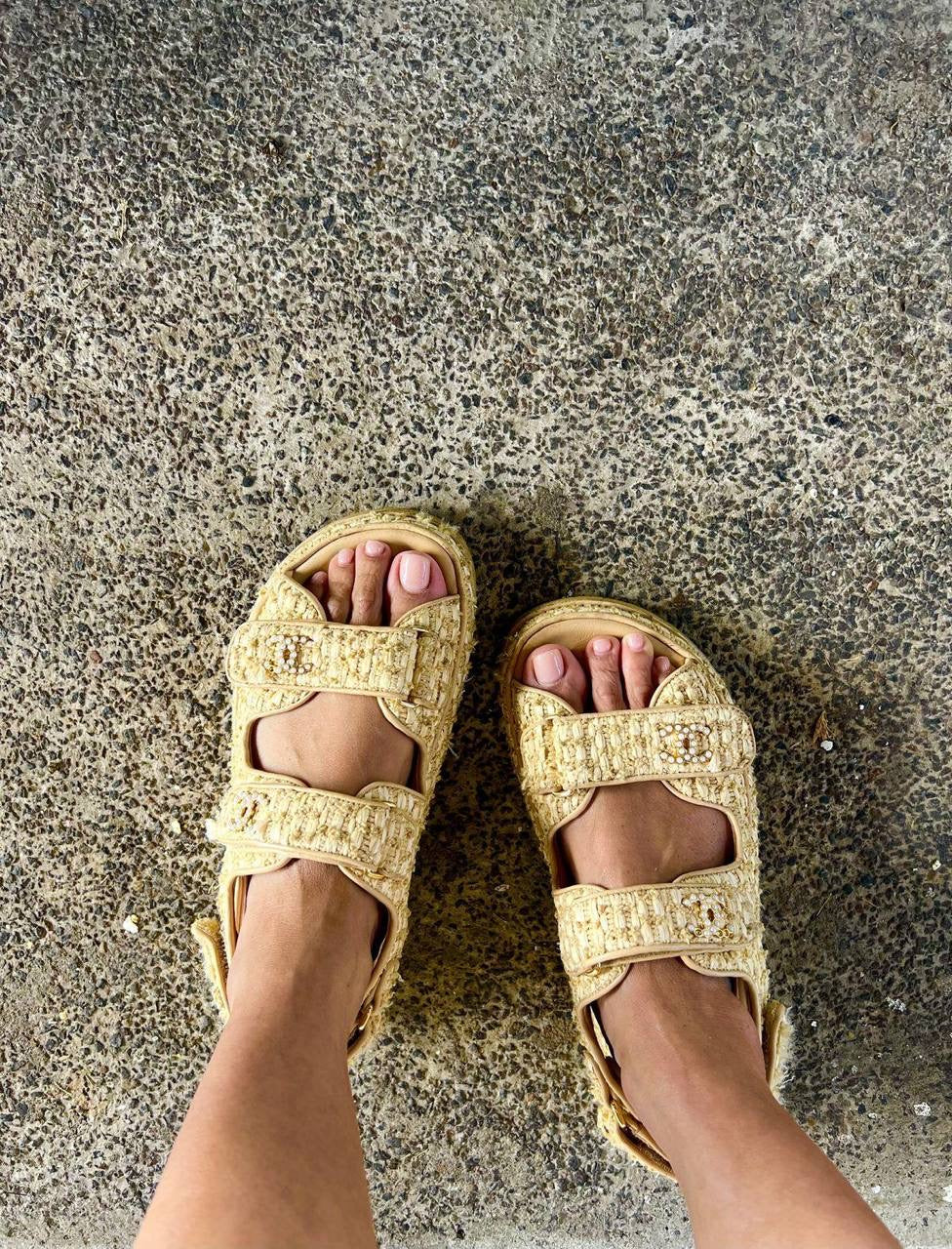 סנדלי CHANEL