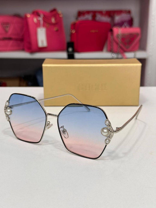 משקפי שמש “SkyPearl” מבית Gucci