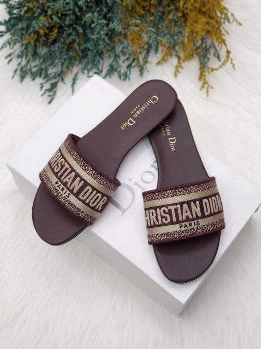 כפכפי DIOR